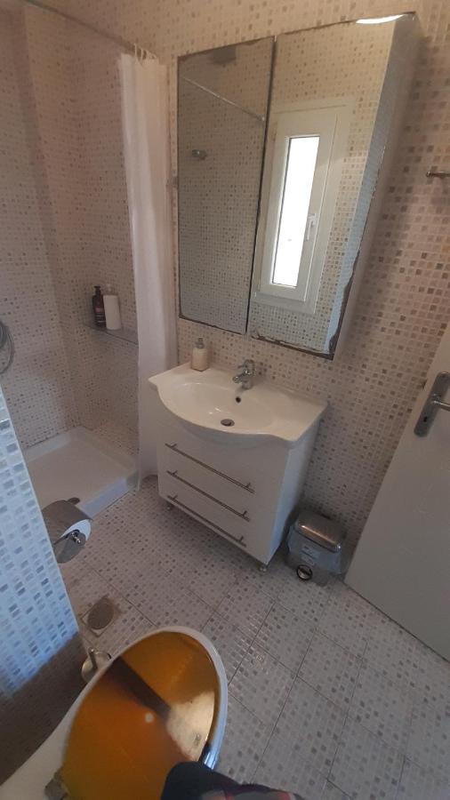ארטמידה Villa Maria Louiza Near Airport מראה חיצוני תמונה