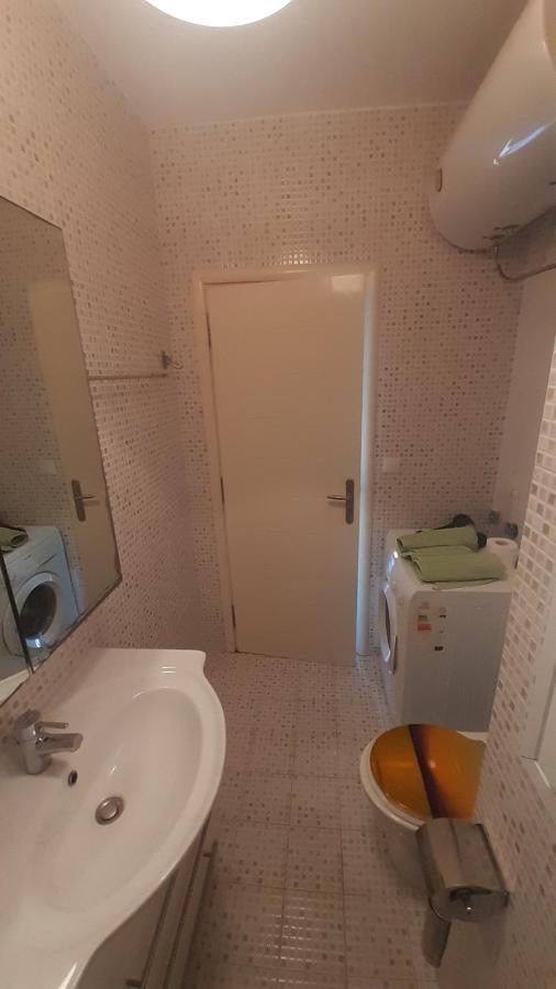 ארטמידה Villa Maria Louiza Near Airport מראה חיצוני תמונה
