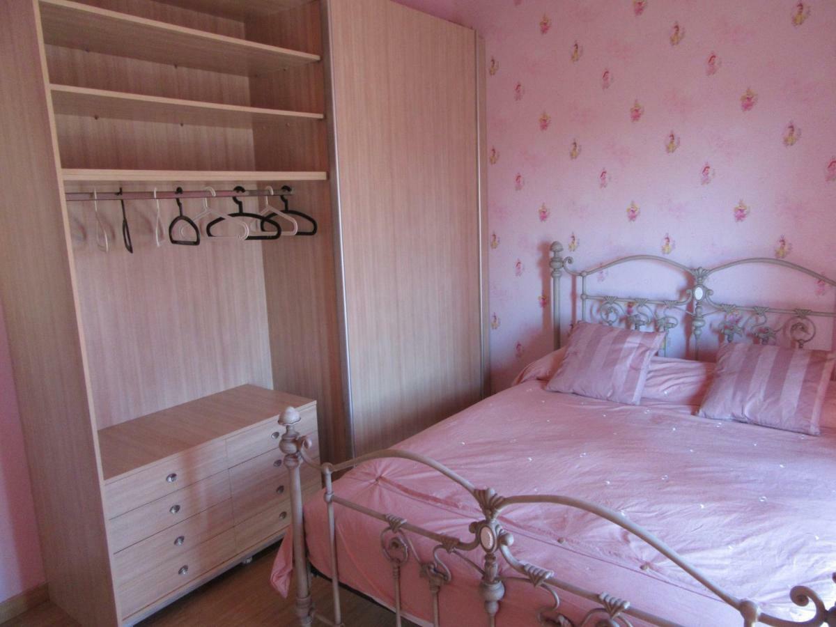ארטמידה Villa Maria Louiza Near Airport מראה חיצוני תמונה