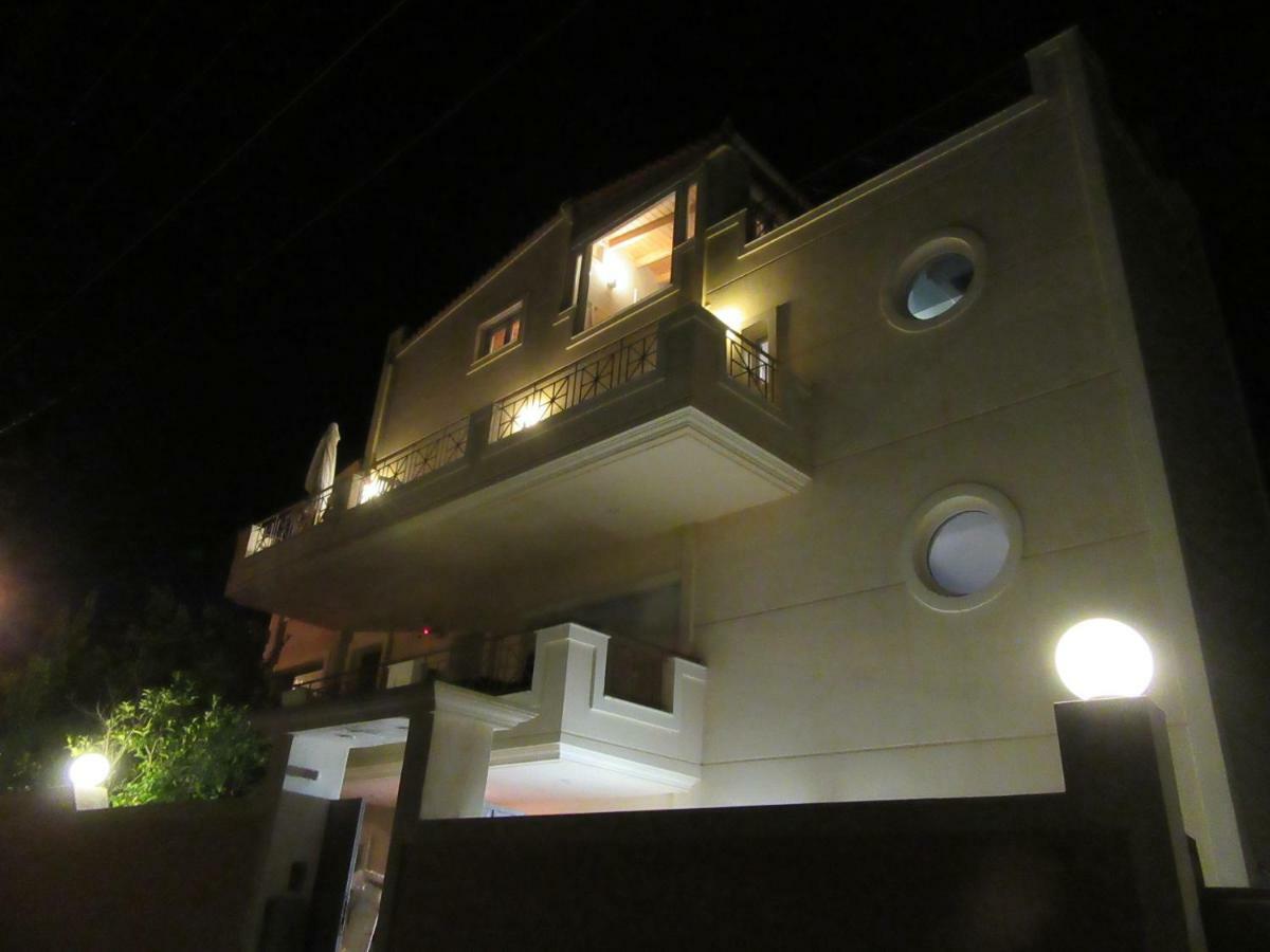 ארטמידה Villa Maria Louiza Near Airport מראה חיצוני תמונה